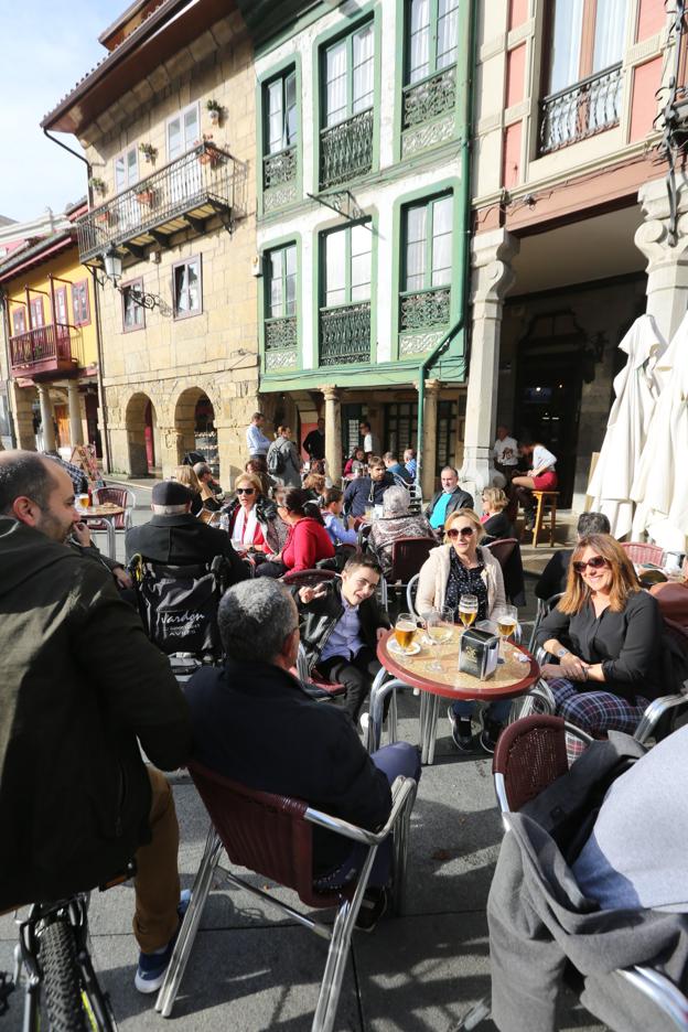 Seis de cada diez turistas que llegaron este verano a Avilés repetían visita a la ciudad