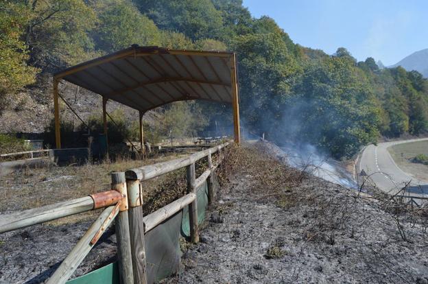 El fuego no da tregua a Degaña