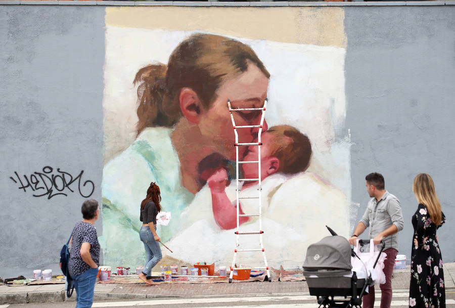 Las paredes de Oviedo se llenan de color