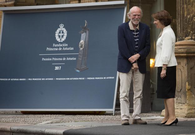 Barry Barish: «Este hallazgo crea un nuevo paradigma en la astrofísica»
