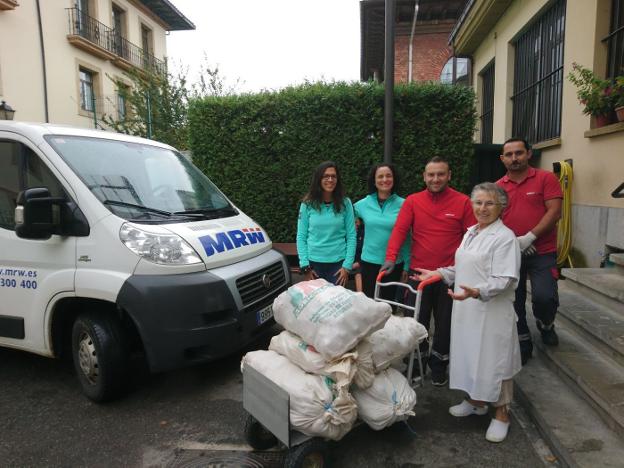 Moal dona patatas para la Cocina Económica