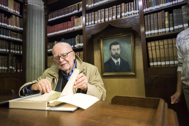 Ante el «bellísimo» manuscrito de 'La Regenta'