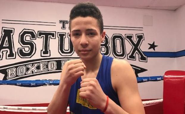 Florentino, el primer asturiano que peleará en el Europeo Youth