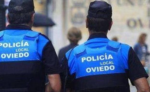 Detienen a una conductora por embestir a un policía que iba en moto cerca del Reconquista