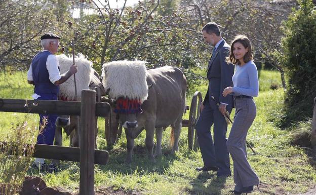 El Rey, en Poreñu: «Habéis sabido hacer de estas tierras puertas y no fronteras»