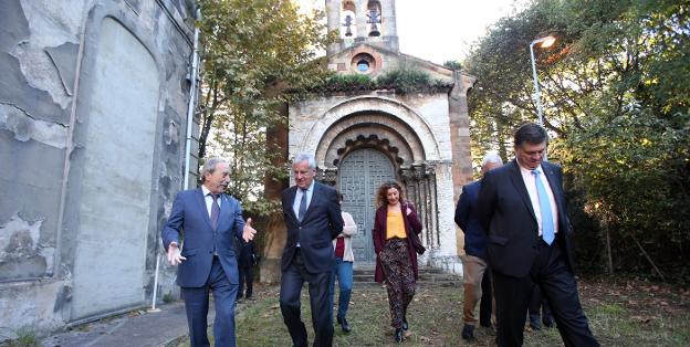 Defensa plantea un acuerdo para el reparto de la fábrica de armas de La Vega