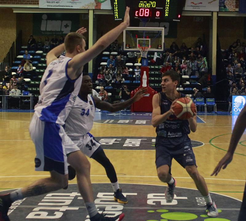 Unión Financiera 82 - 84 CB Prat, en imágenes