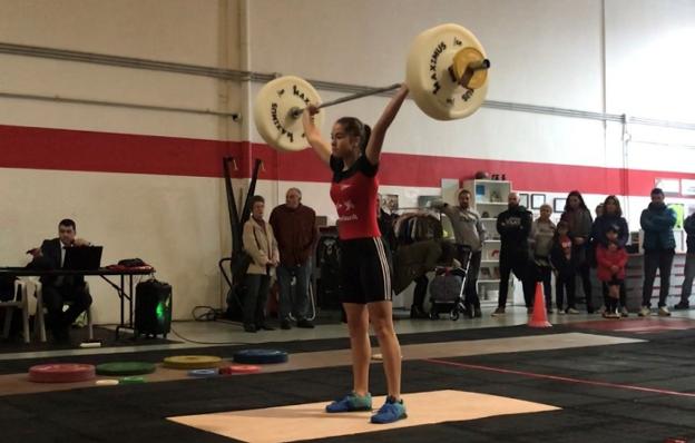 Vega Álvarez se clasifica para disputar los Campeonatos de España Sub 15