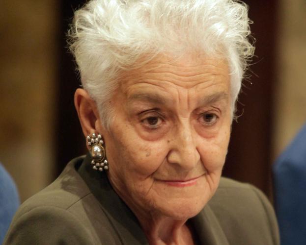 Hilda Farfante, galardonada con el Premio a las Libertades Rafael del Riego
