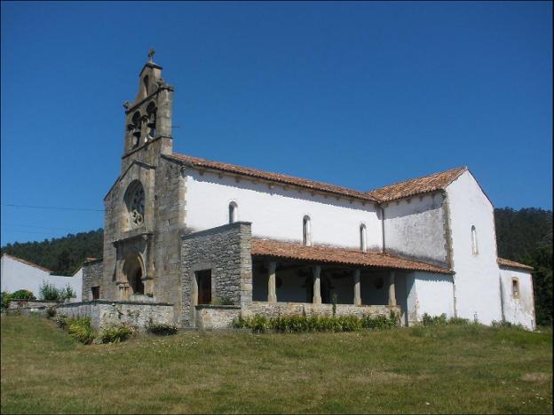 El arzobispo se reúne en Selorio con los sacerdotes de la zona