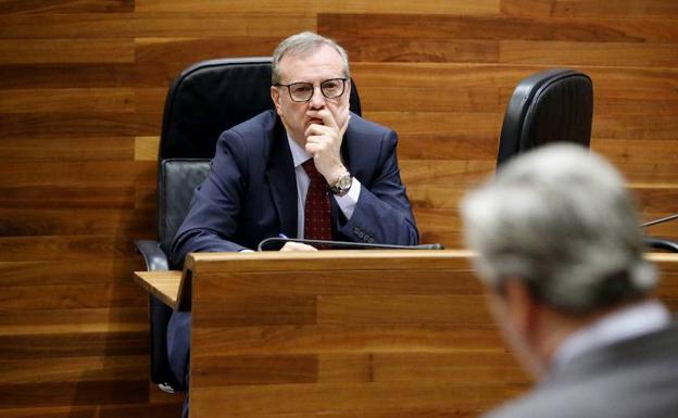 El Principado replica al PP: «La sanidad deja de ser pública cuando se vende a la iniciativa privada»