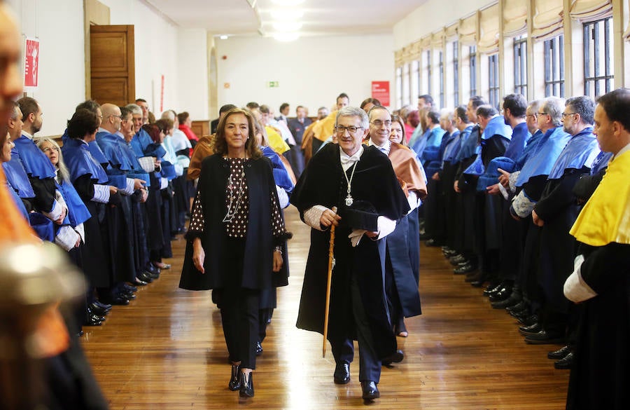 La Universidad de Oviedo festeja Santa Catalina