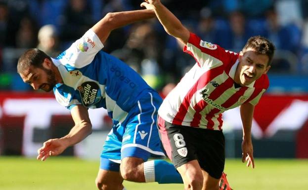 El Dépor compensa con la estrategia sus errores defensivos ante el Athletic