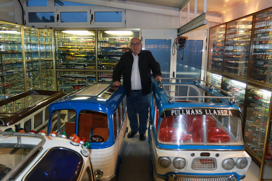 La colección Llaneza, un homenaje a los autobuses