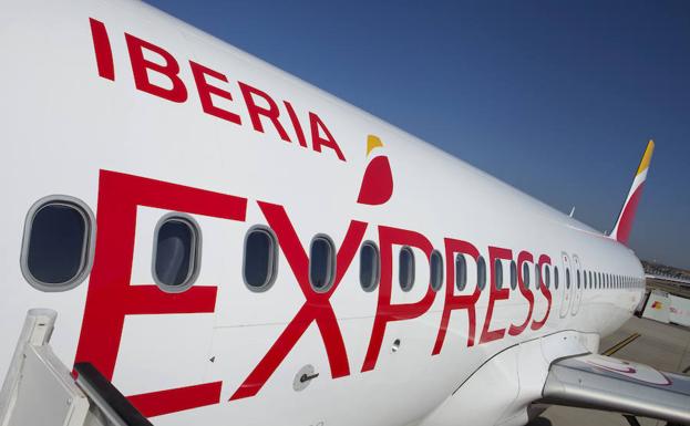 Iberia Express lanza una oferta de 5.000 plazas a cinco euros durante 48 horas