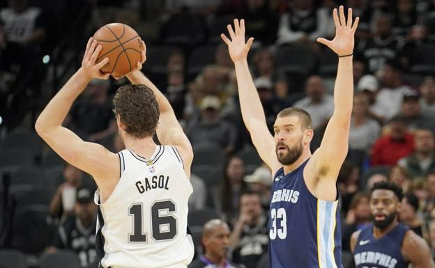 Los Spurs de Pau Gasol agravan la crisis de los Grizzlies de Marc