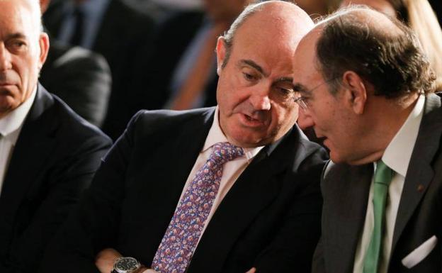 El presidente de Iberdrola cree que las centrales térmicas y las nucleares se van a cerrar