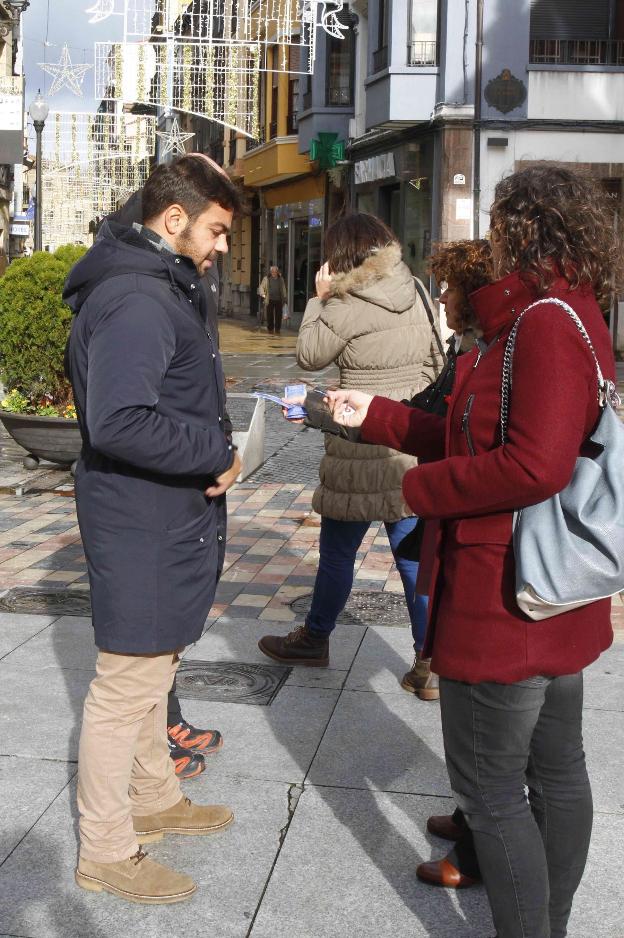 Preservativos contra el Sida en Plaza España