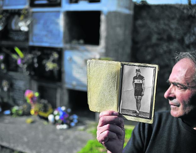 Identifican en una fosa cántabra los restos de al menos nueve asturianos muertos en la Guerra Civil