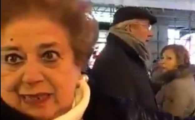 María Teresa, la avilesina viral 'a contramarcha' de Carmena