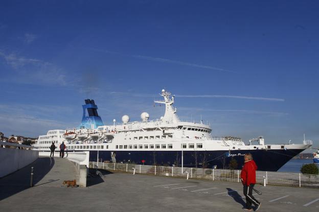 Avilés estrena naviera y crucero