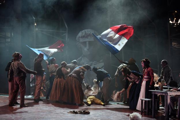 Voces vibrantes en medio de la revolución