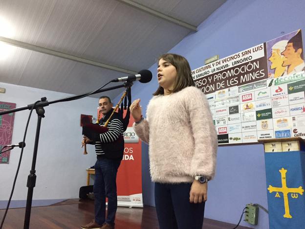 Actuaciones de tonada muy aplaudidas en La Nueva