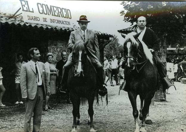 El Pueblo de Asturias de Gijón celebra medio siglo de vida con ocho exposiciones