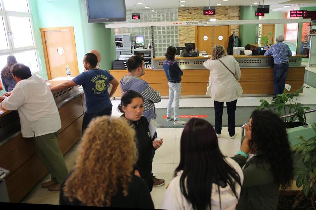 La renta social agota el dinero de la primera convocatoria, con 4,3 millones ya concedidos