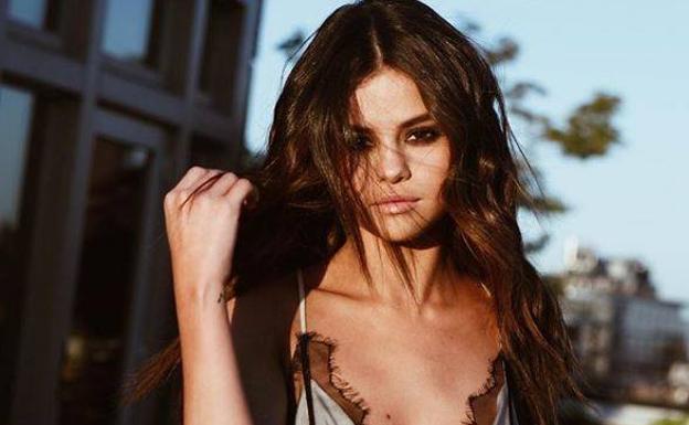Selena Gómez, acusada de incitar a una menor al suicidio