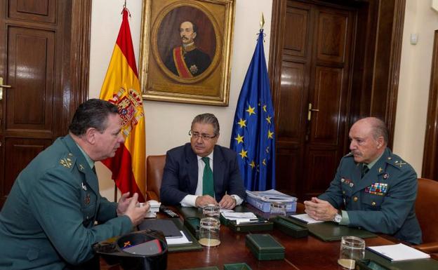 Zoido subraya la «profesionalidad» de la Guardia Civil en la investigación del caso de Diana Quer