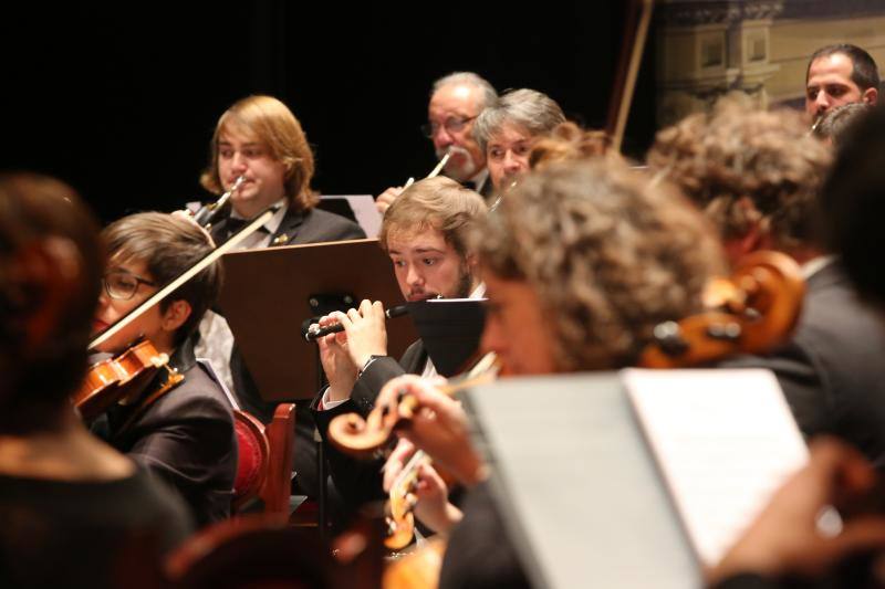 Avilés estrena 2018 con el tradicional concierto sinfónico