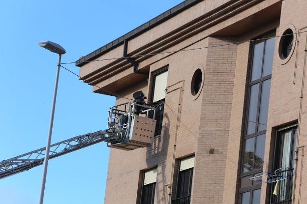 Un semáforo derribado, único incidente en una madrugada tranquila