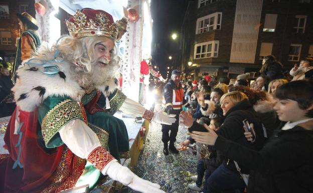 Guía para no perderse las Cabalgatas de Reyes en Asturias