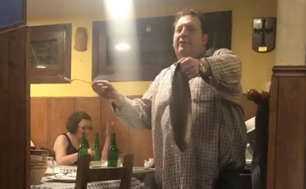 Las originales 'campanadas' de Fin de Año de una sidrería de Avilés