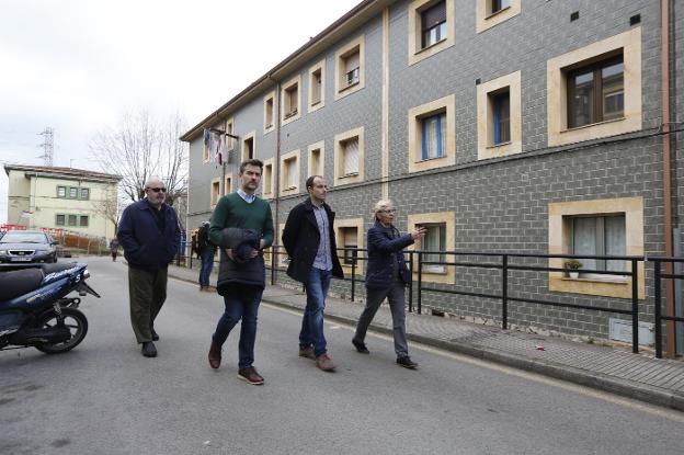 Los vecinos del barrio de Pescadores piden «más agilidad» con las obras comprometidas