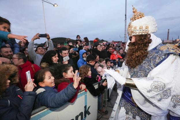 Reyes Magos al ritmo del tambor