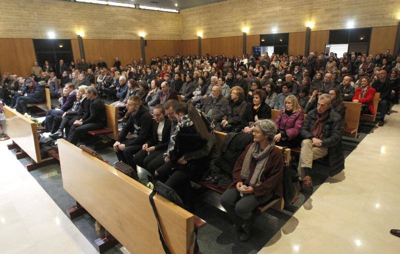 Familiares, amigos y compañeros del profesor Pedro López