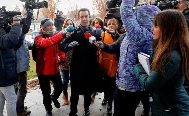 Los abogados de 'La Manada', candidatos a Felpeyu