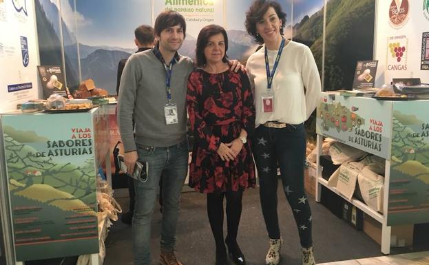 El stand de Asturias, centro de muchas miradas en Madrid Fusión