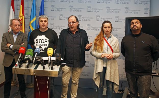 La plataforma antidesahucios llevará al Defensor del Pueblo los desalojos por alquileres en Gijón