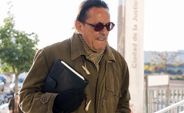 Julián Muñoz pierde de nuevo su libertad tras una fiesta flamenca