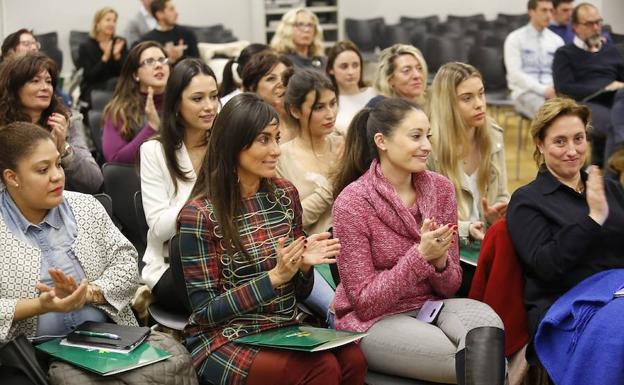 La moda, protagonista de una mesa redonda en el Antiguo Instituto