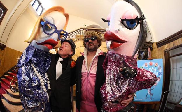 Madre e hija reinarán en el antroxu