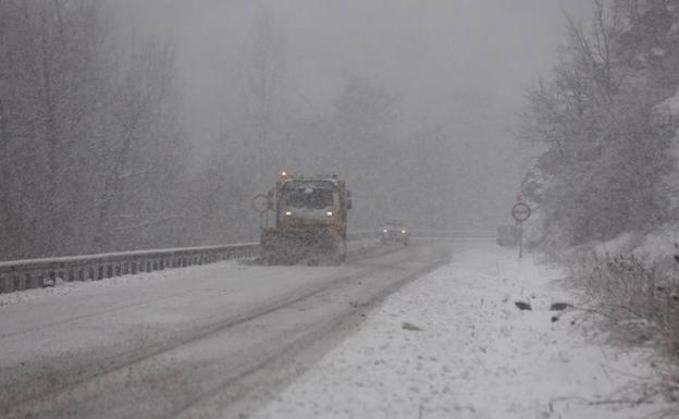 Asturias afronta un fin de semana con frío polar y más nieve