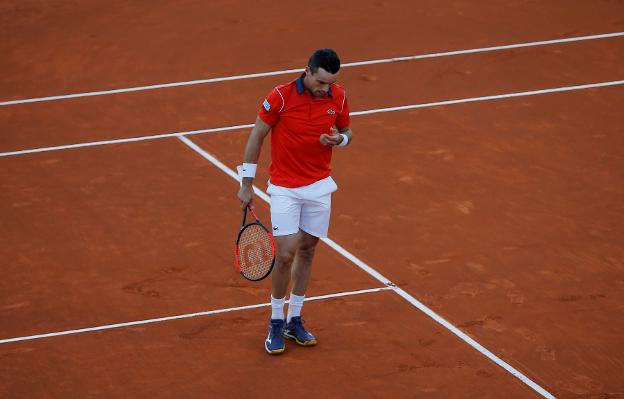 España y Gran Bretaña igualan a la espera de la entrada de Carreño en dobles