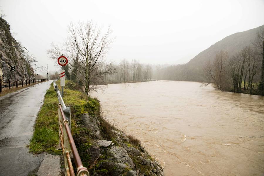 Crecidas e inundaciones por las intensas lluvias
