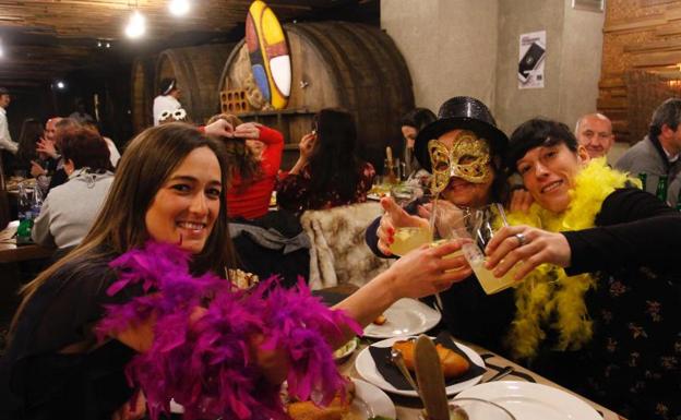 Las comadres toman Avilés