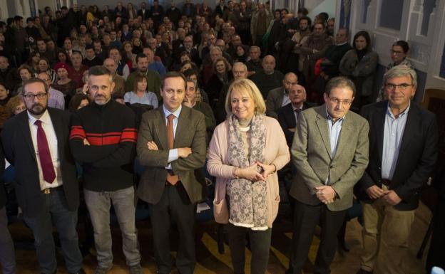 «La oficialidad del asturiano desplazaría al castellano, como ocurre en Cataluña»