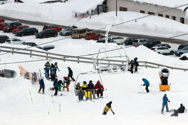 La estación de Pajares reabre con nieve de gran calidad